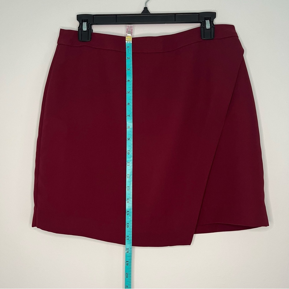 Banana Republic Maroon Mini Skirt – Size 8 - Picture 7 of 7